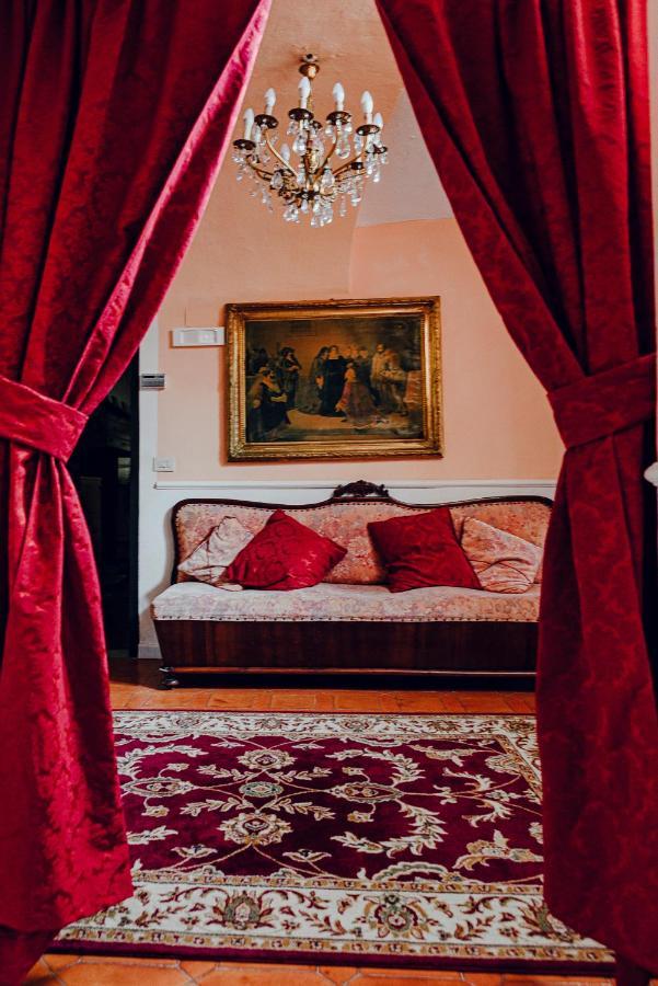 La Foresteria Di Palazzo Picedi Benettini Sarzana Ngoại thất bức ảnh