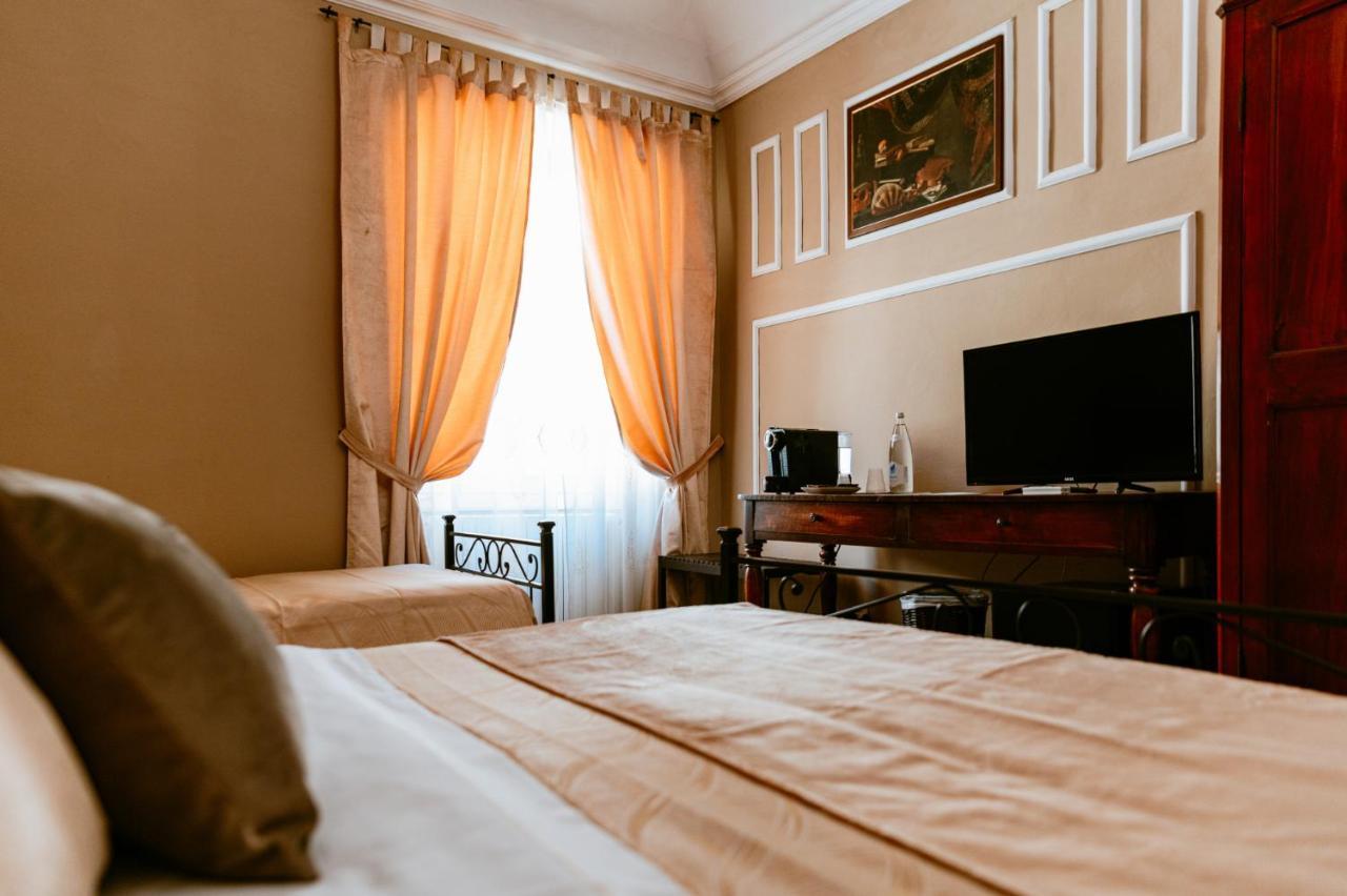La Foresteria Di Palazzo Picedi Benettini Sarzana Ngoại thất bức ảnh
