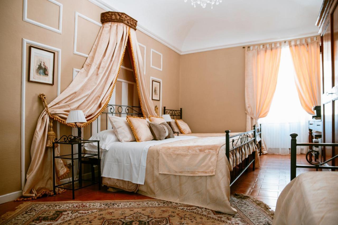 La Foresteria Di Palazzo Picedi Benettini Sarzana Ngoại thất bức ảnh