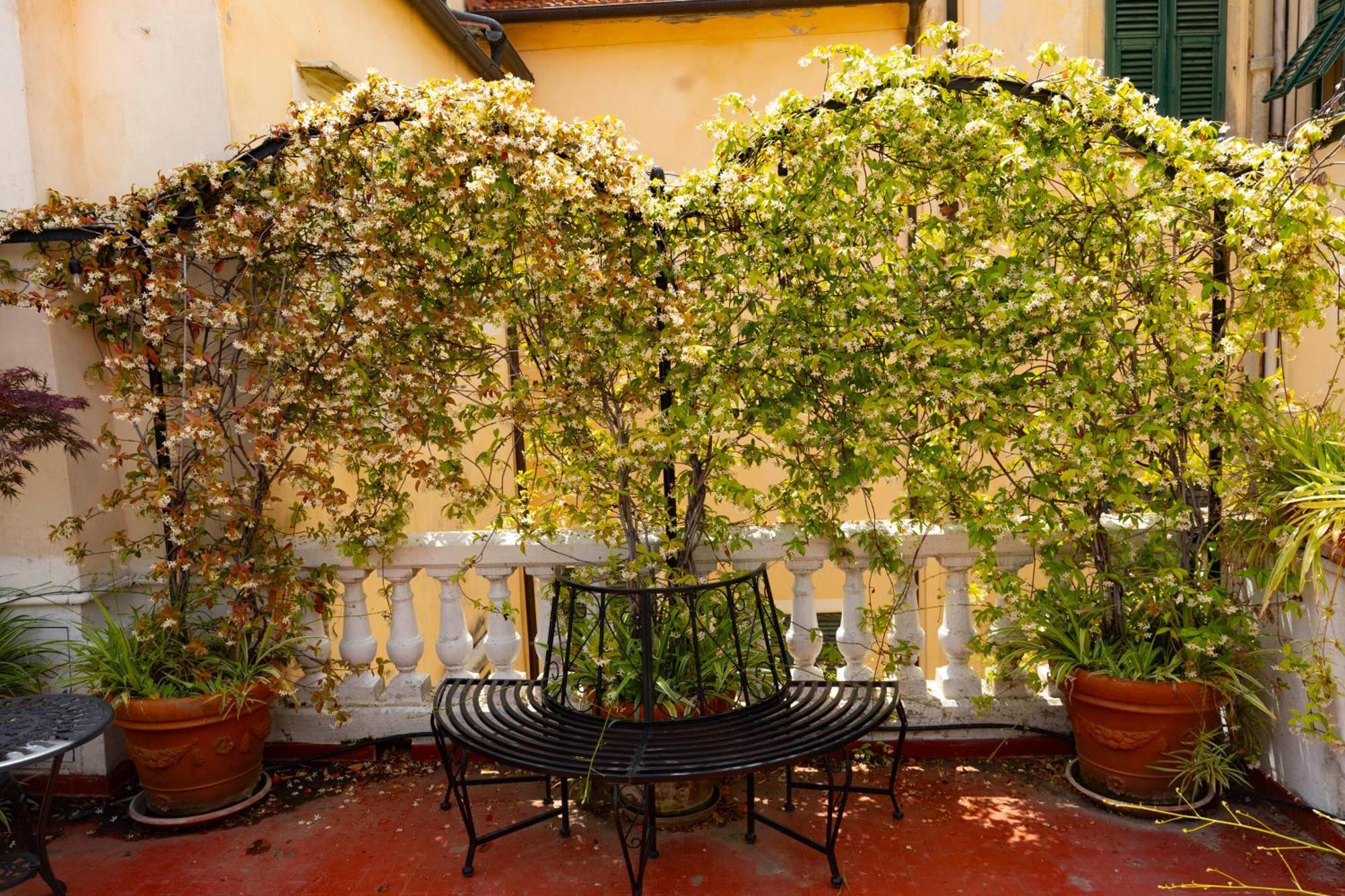 La Foresteria Di Palazzo Picedi Benettini Sarzana Ngoại thất bức ảnh